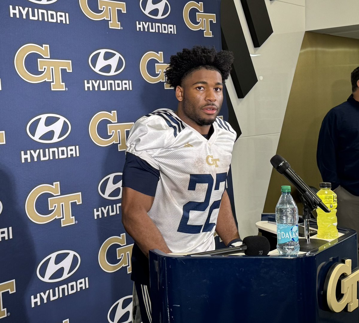 Kelly Quinlan tweet media