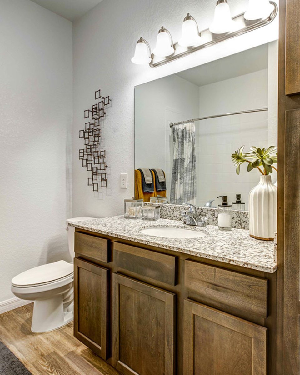 📍 Community Highlight: Progress Village in Tampa, FL.

Featuring spacious floor plans, modern interiors, and a convenient location near shopping, dining, and major highways. Enjoy a welcoming community designed for everyday ease.

#CMC #CMCApartments #ProgressVillage