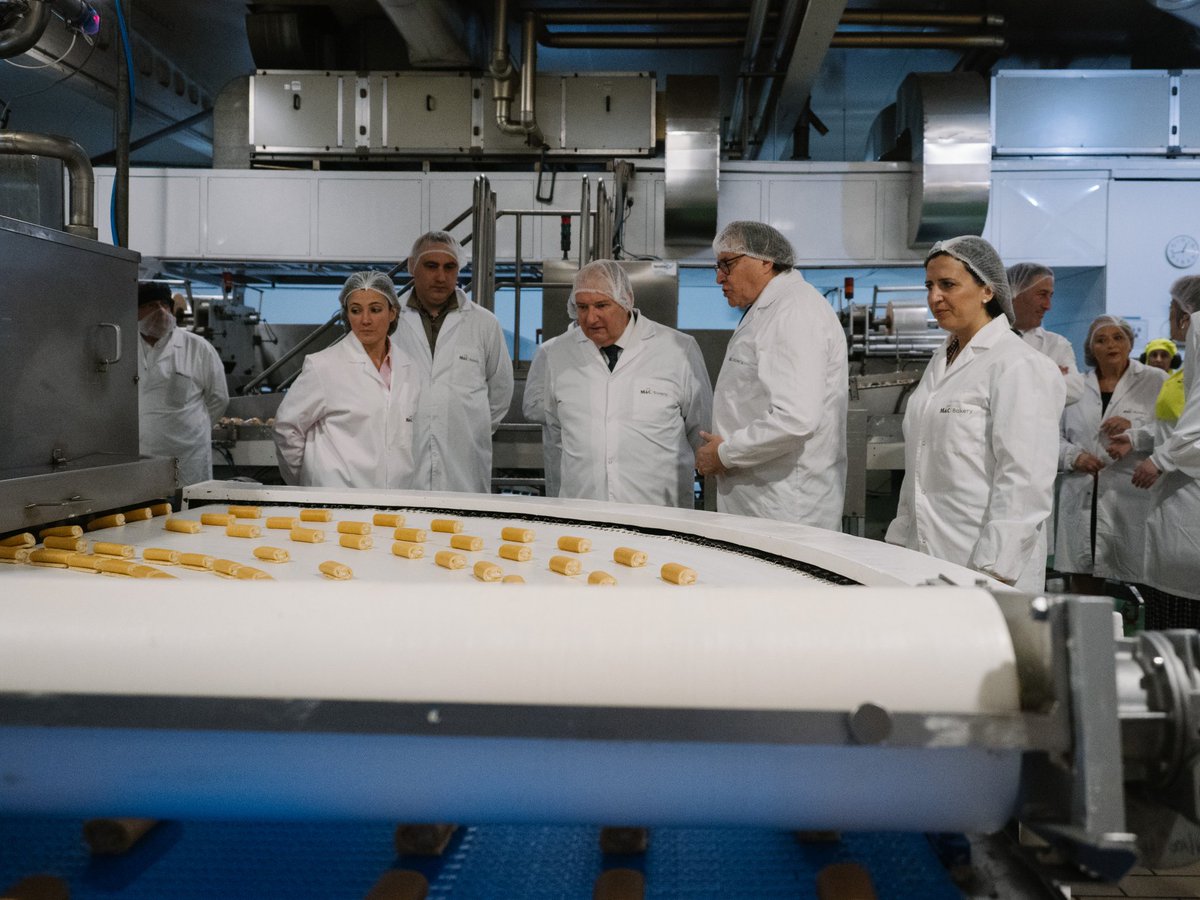 Ministerio de Industria y Turismo tweet media