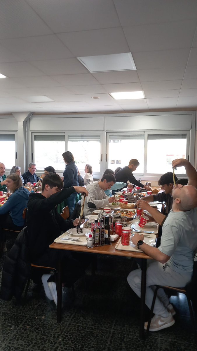 Escola Agrària de Tàrrega tweet media