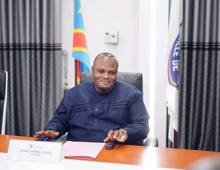 Francine Bitota tweet media