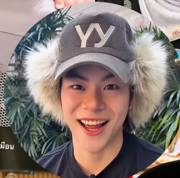 จั๊นก็ไม่คิดว่านางจะคล้ายกันขนาดนี้ เหมือนเอารุปพี่ม้าคตอนเด็กมาวางเทียบกับตอนโตเฉ่ยเฉ่ยอะ🥺🤲🏻💘💘