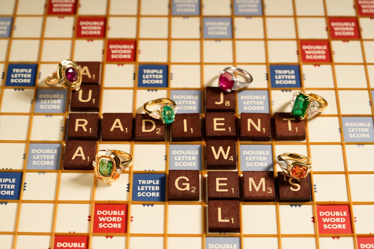 Sergiosjewelers's tweet image. Diamonds speaker louder than words.

#ChristopherDesigns #SergiosJewelers #EllicottCity #ShopEllicottCity #FineJewelry