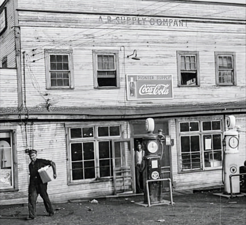 Undiscovered History tweet media