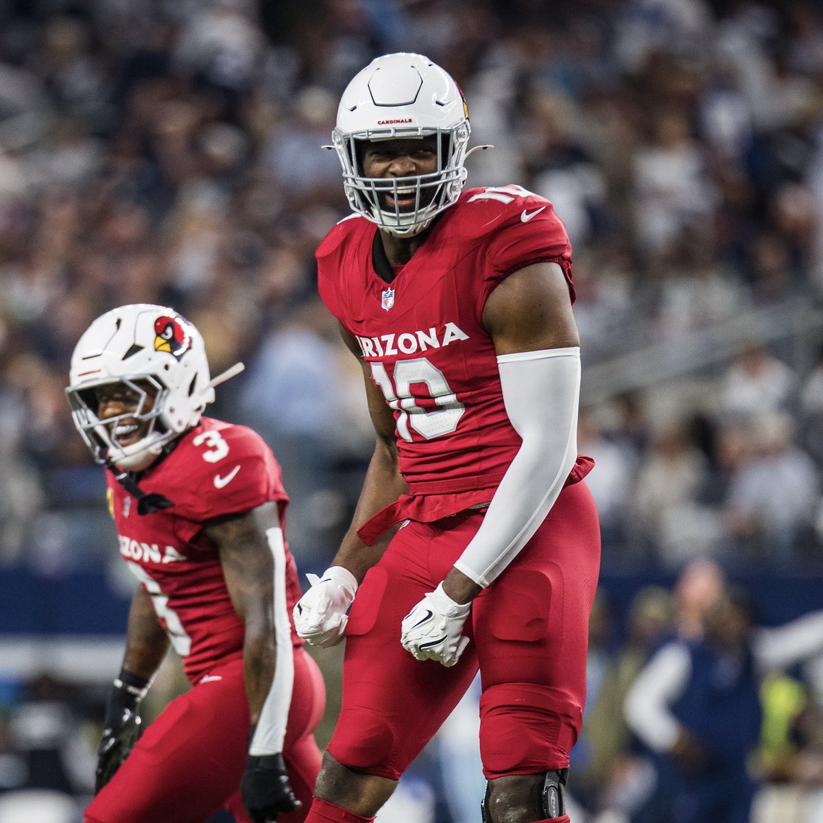 🚨BREAKING: #Cardinals EDGE Josh Sweat Requests Trade Per source: Arizona  EDGE Josh Sweat has asked for a trade this week, with Packers & Eagles  showing interest — Philly seeking DL star after