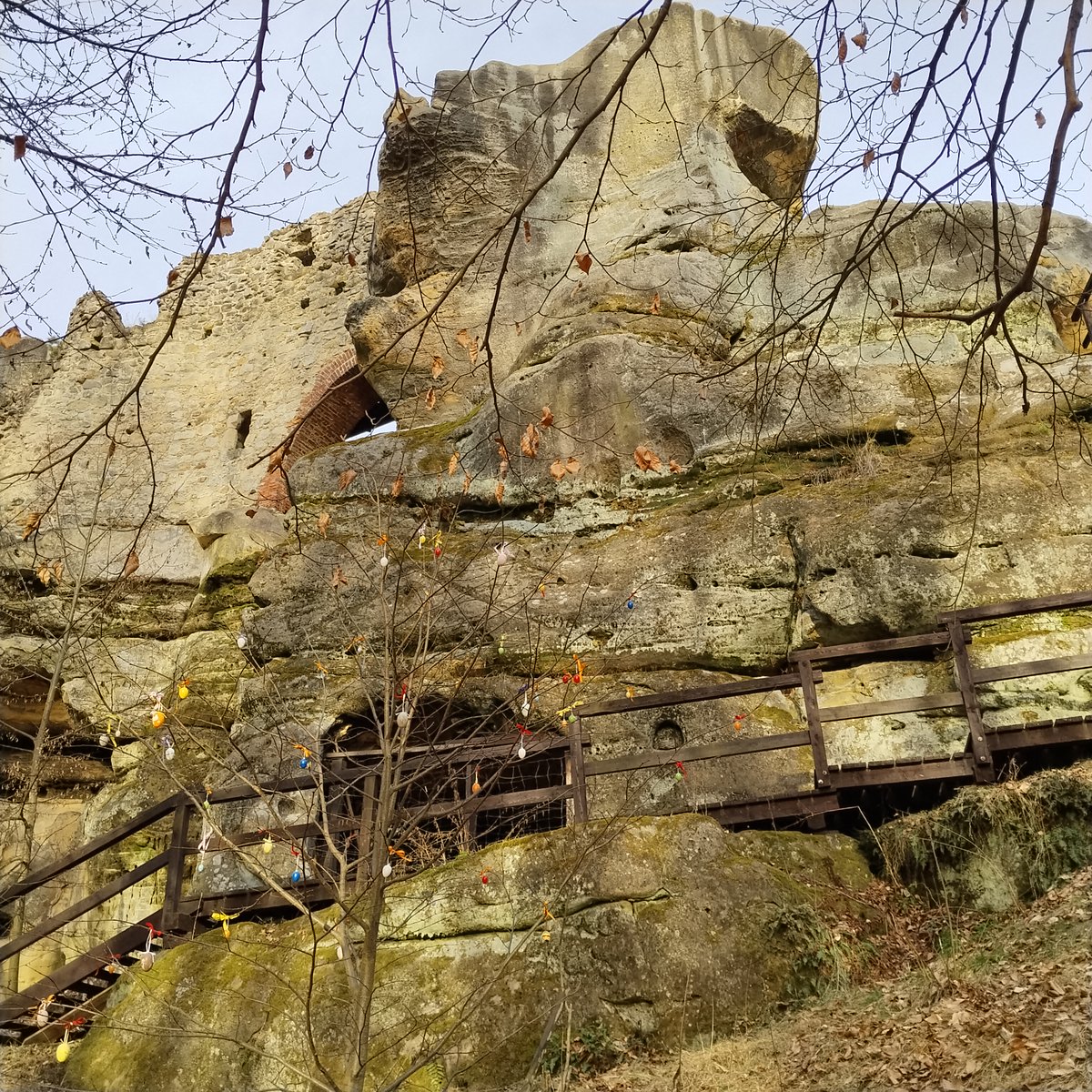 HradRotstejn's tweet photo. Mimořádná otevírací doba hradu Rotštejn - sobota 14.3.2026 od 10:30 do 16:00. https://t.co/3WFQ8M3WrK