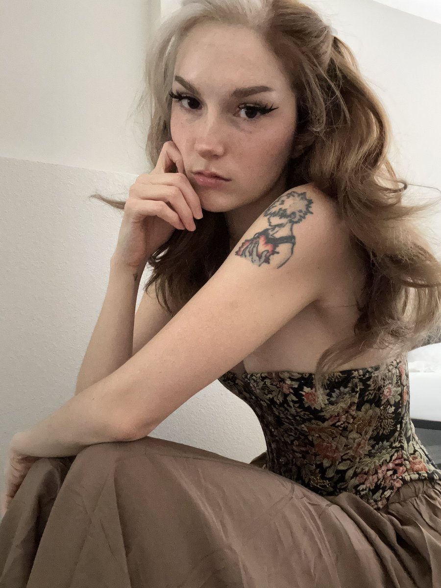 daddie b 🧸 tweet media