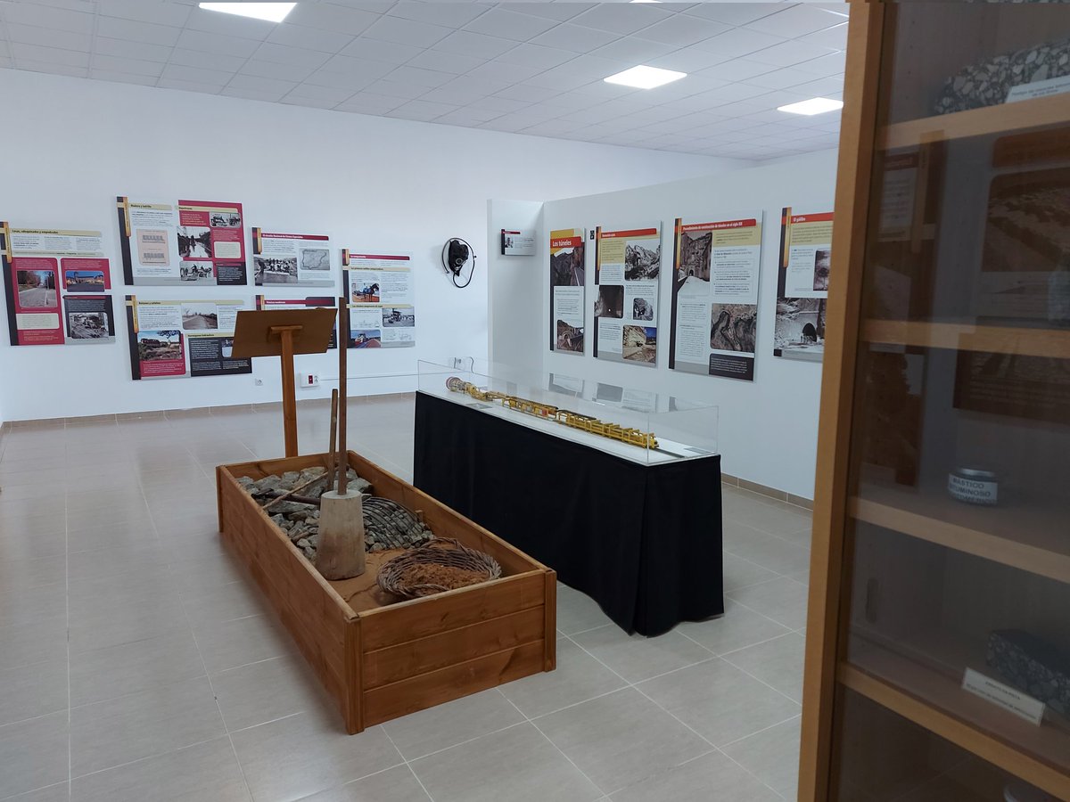 Historias de carreteras tweet media