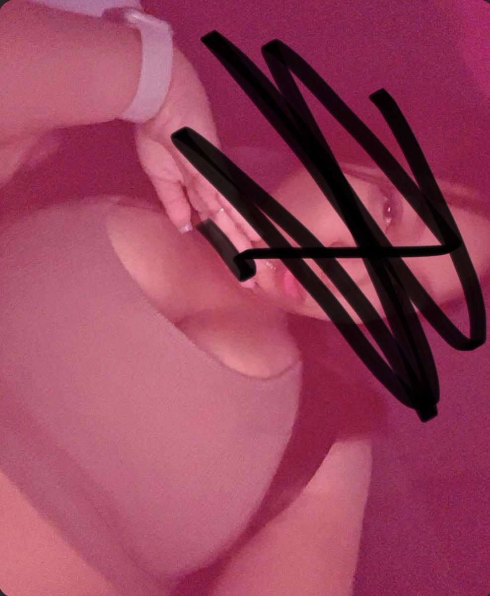 FloraIsHer's tweet photo. Come help get this 🐱 wet daddy🤭DMs always open!
#latina #selling #menu #teen #horny https://t.co/7YtFAhhjvz