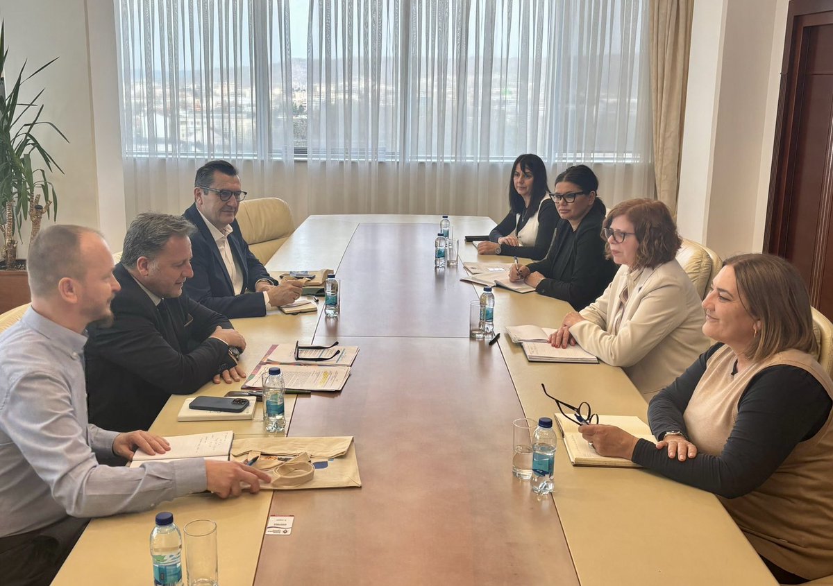 Renaud Meyer tweet media