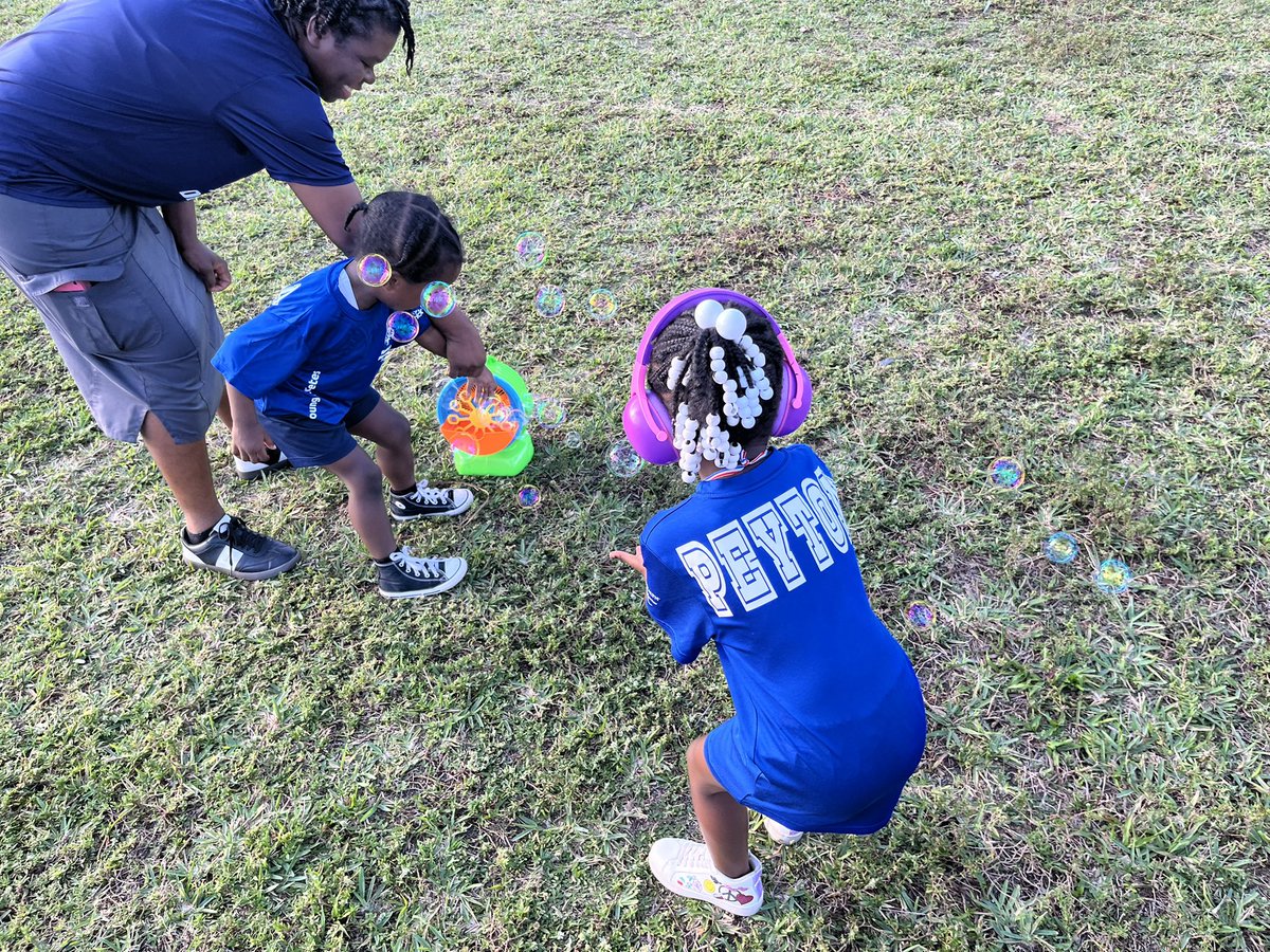 North Fork Elementary School tweet media