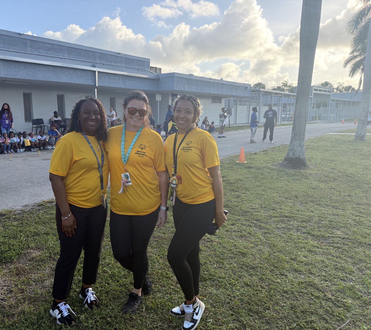 North Fork Elementary School tweet media