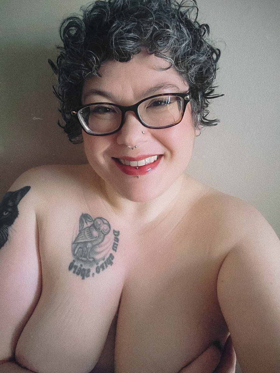 Veda Sloan tweet media