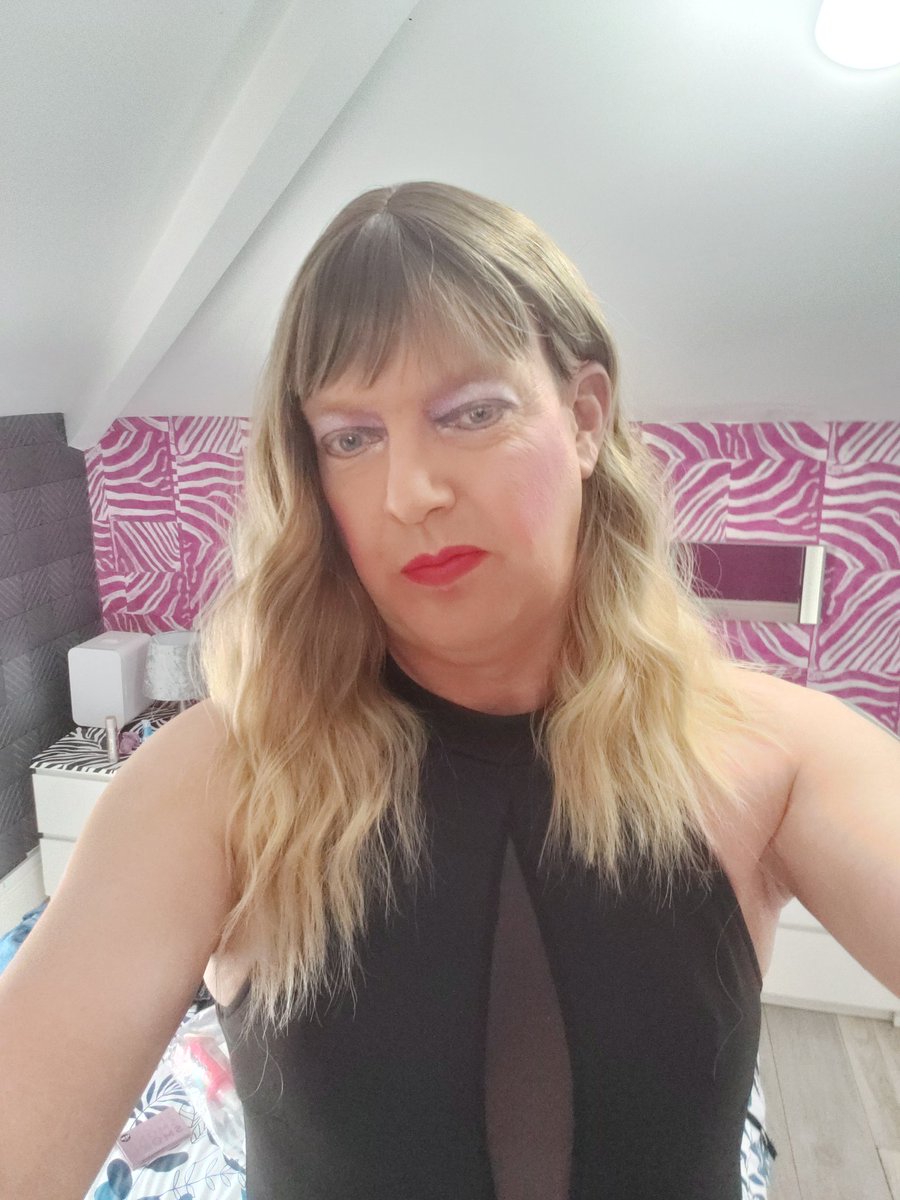 Sizzycumdump tweet media