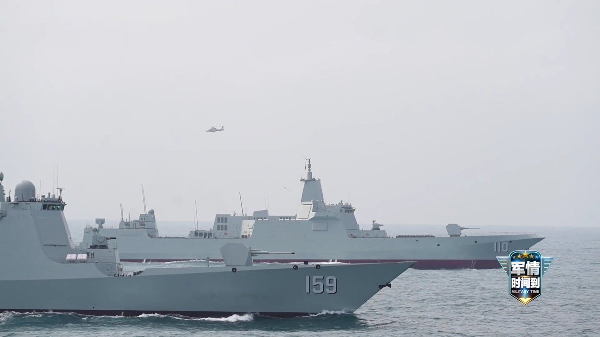 nuwangzi's tweet image. #PLAN 

Type-052D 'Shigatse' &amp;amp; Type-055 'Anqing' during a maritime drill