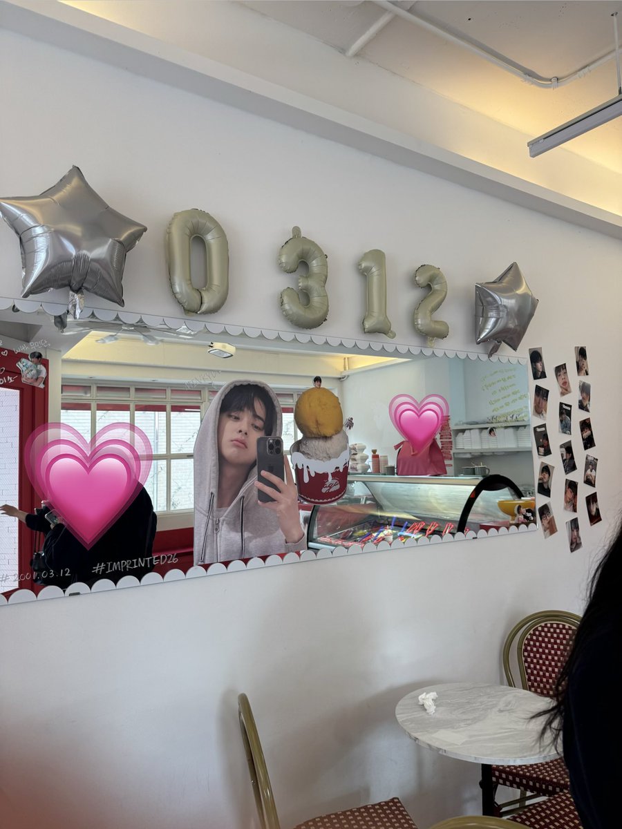 vita_ming0312's tweet photo. 민규생일 이벤트가 아가젤라또에서 한다고 해서 다녀왔어요 젤라또도 너무 맛있고 카페 예쁘게 꾸며주셨더라고요 제가 방문했을때 민규가 있어서 더 행복했어요 생일 이벤트 두군데나 해주시고 감사합니다💗
#IMPRINTED26
@m1nkyu https://t.co/mZMB1J274E