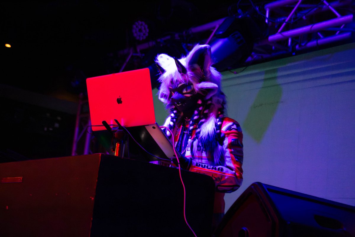 haruki@NEXT→5/24日デザフェスワンコインランウェイ tweet media