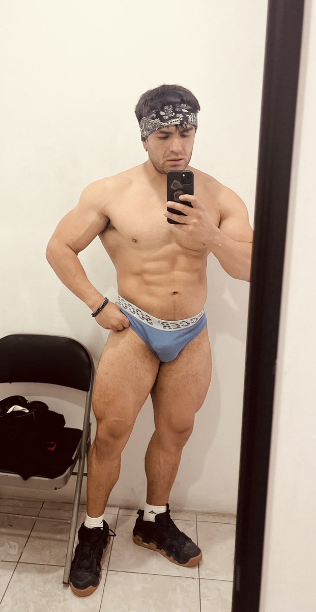 Antonio Cuevas tweet media