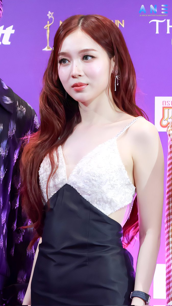 "เลิฟ ภัทรานิษฐ์" ในงานประกาศรางวัล “Nine Entertain Awards 2026 Presented by Thonburi Phanich”

#loverrukk
#9entertainawards2026