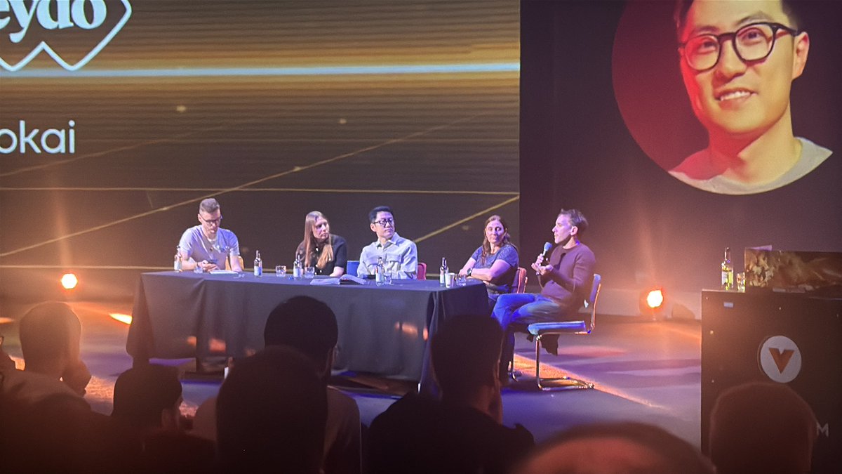 Eduardo.𝚟𝚞𝚎 tweet media