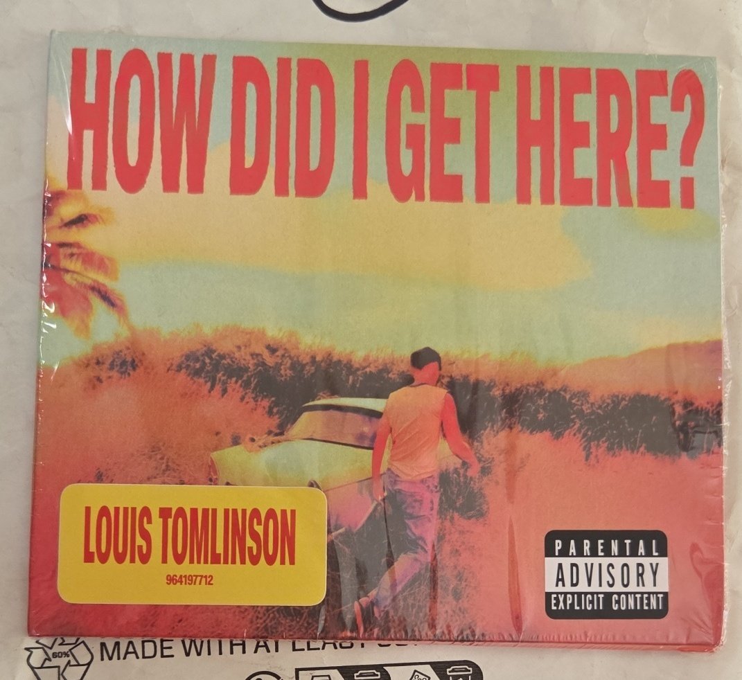 me llegó el cd de louis😩🫶