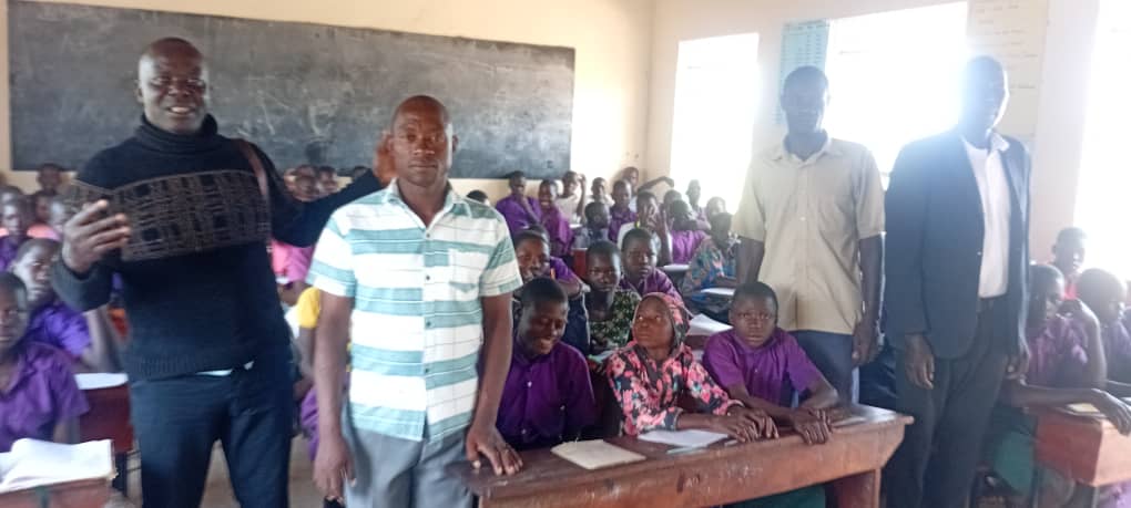 Bunae Bright tweet media