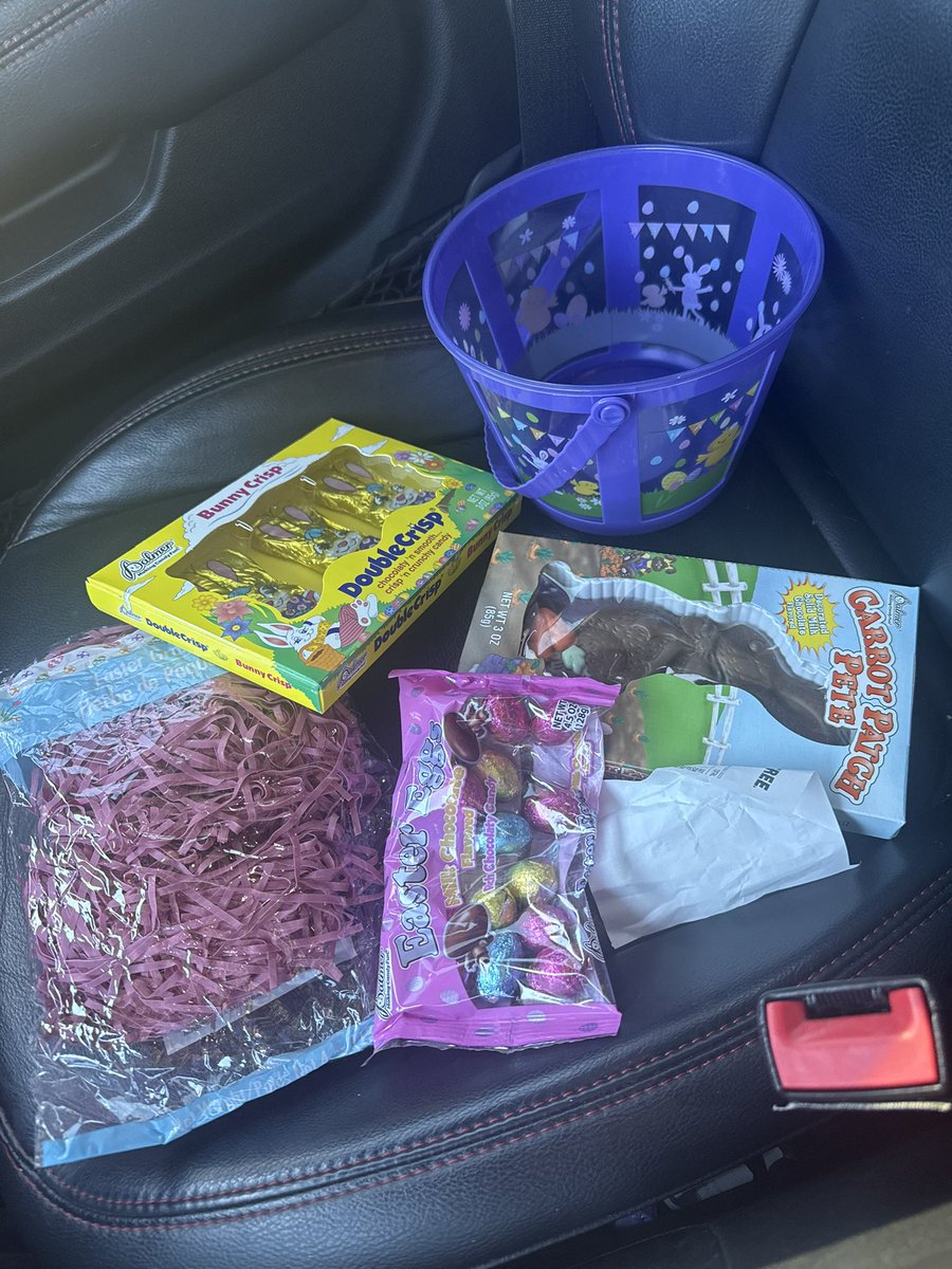 stephiedoesugc's tweet photo. #ugchack

Get your decor from the dollar store!! I just paid $7 for all of this! It would’ve easily been closer to $25 at a grocery store 😁😁

#ugctip https://t.co/4NAo99Rpmi