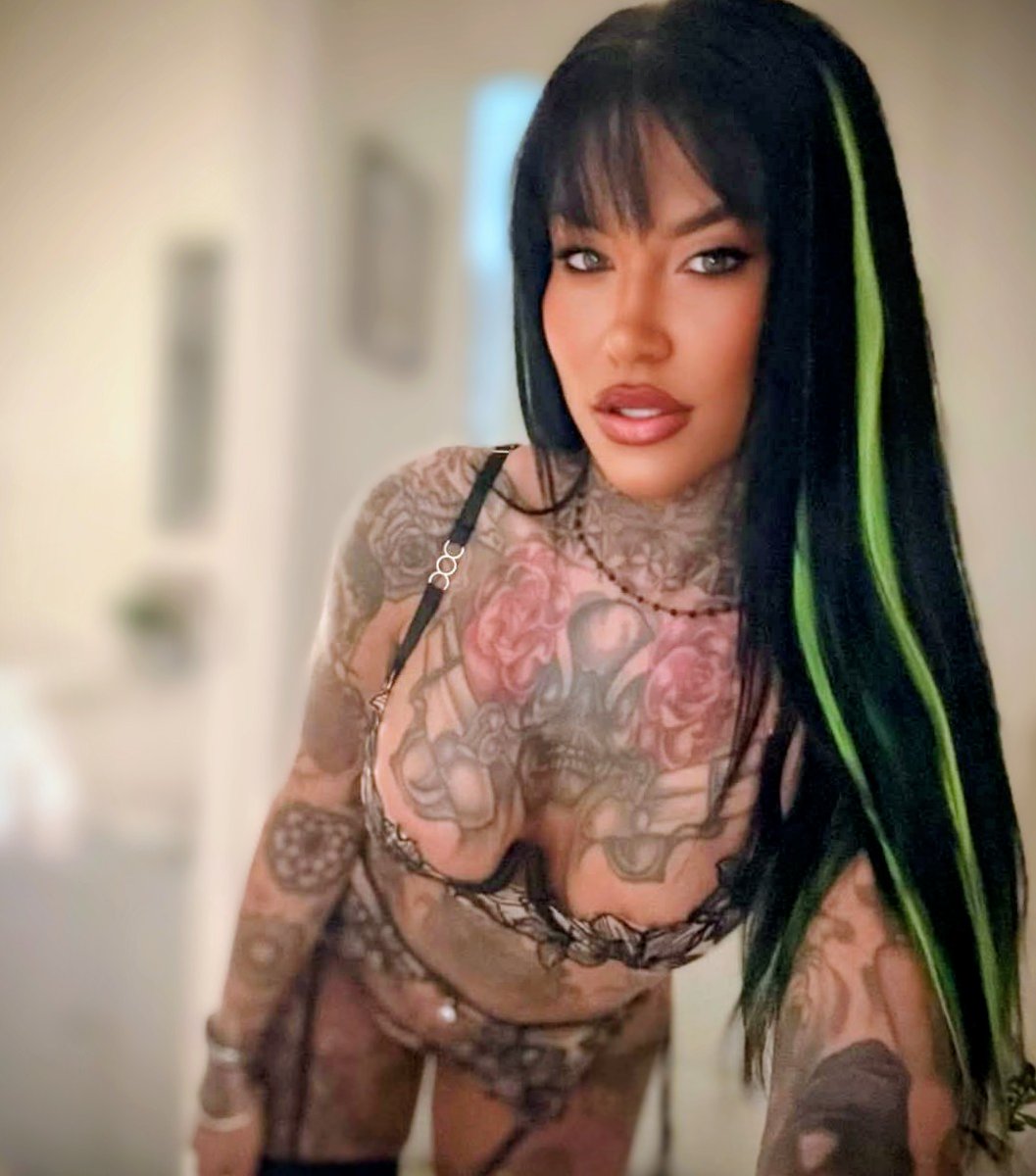 World Tattoo Gallery tweet media