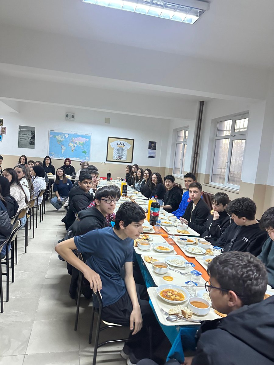 LSesal's tweet photo. Maarifin Kalbinde Ramazan!
Aynı sofrada buluşan gönüllerin bereketidir.
Bu akşam iftar sofrasında 9. sınıflarlayız.
#MaarifinKalbindeRamazan
#İftardaKonuşalım
#9Sınıflarla
#BizSeviyoruzBuÇocukları
#EğitimBirGönülİşi
#MaarifRuhu
#GençlikGeleceğimiz https://t.co/O4gsyj78iE