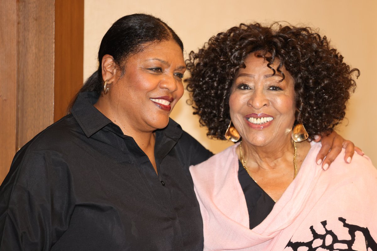 Sisters Network Inc. tweet media