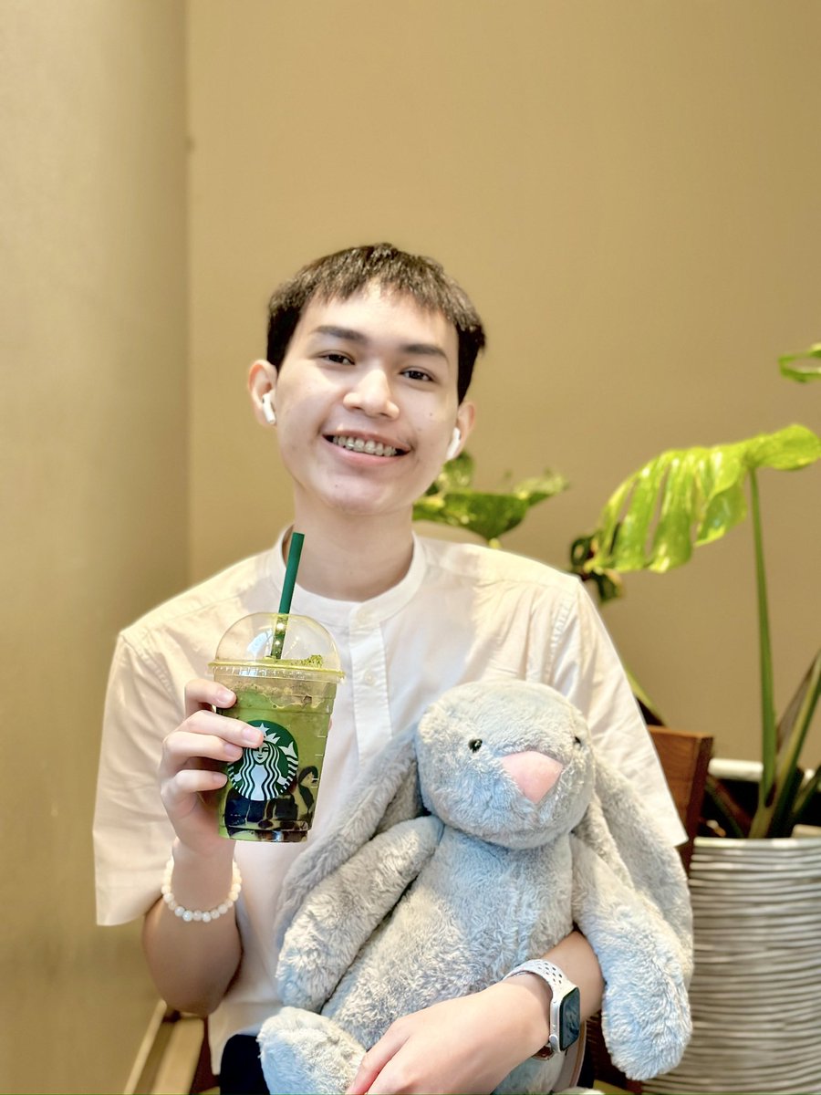 foreeke's tweet photo. เดี๋ยวโลกก็คงเหวี่ยงอะไรที่มันเป็นของเรามาเอง 😊 https://t.co/lGSjlGmzjG