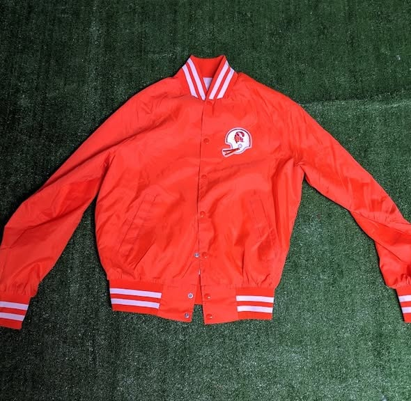 𝙃𝙚𝙡𝙢𝙚𝙩 𝘼𝙙𝙙𝙞𝙘𝙩 tweet media