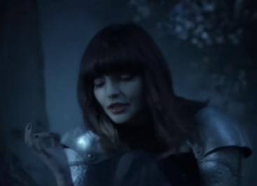scottinthe503's tweet photo. Just another time I'm caught inside every open eye
Holding on tightly to the sides, never quite learning why
@CHVRCHES #ClearestBlue
https://t.co/ILXHfiF5TD #SongoftheDay https://t.co/ex4qWNr6Ng