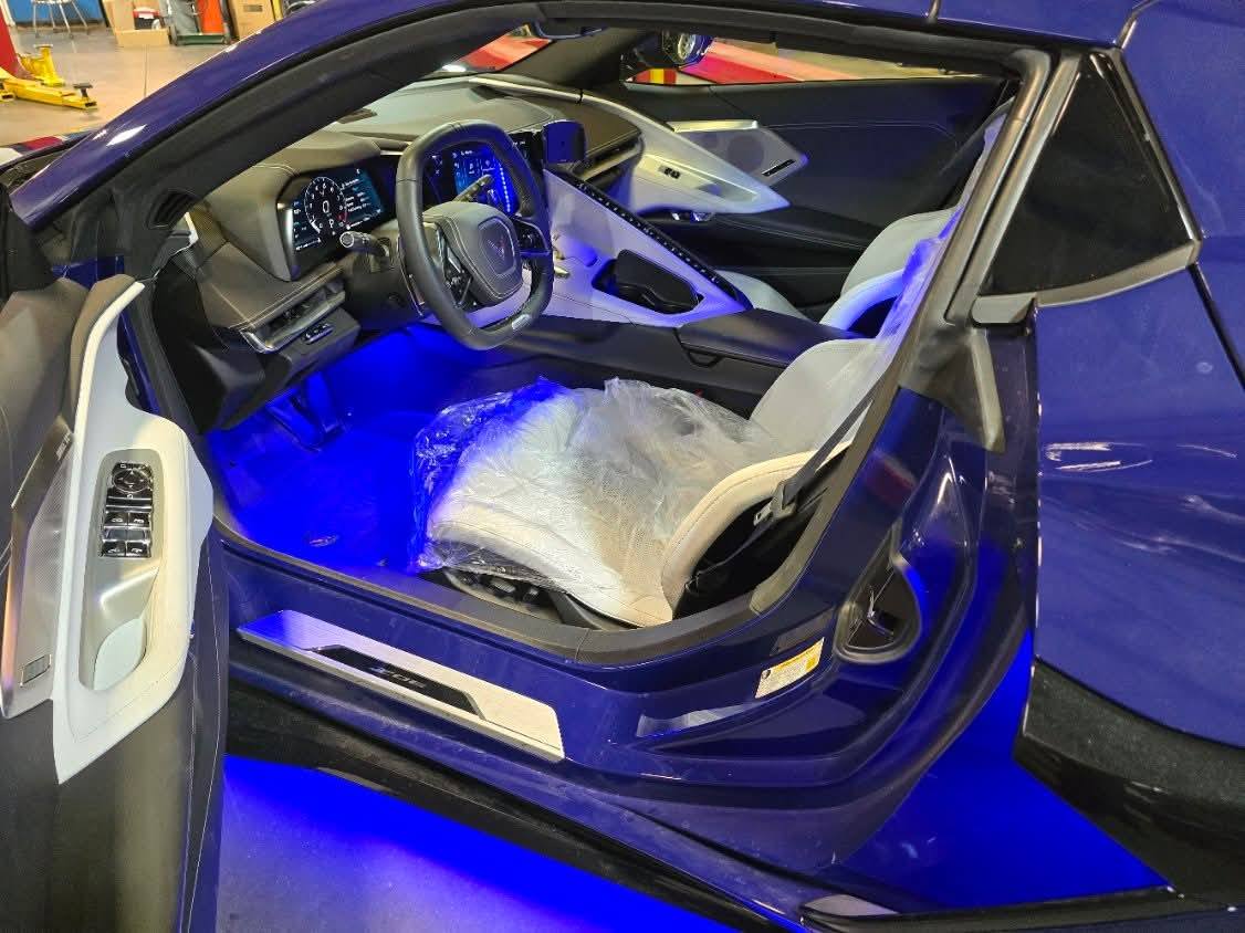 BoogeyLights's tweet photo. FULL SEND Motorsports w/ an impressive installation of our #z06 package 📷
📷: https://t.co/A1Kbf0QGWq
📷: #fullsendmotorsports
📷: 2025 Corvette Z06
📷: #boogeylights https://t.co/RtaczclI4e