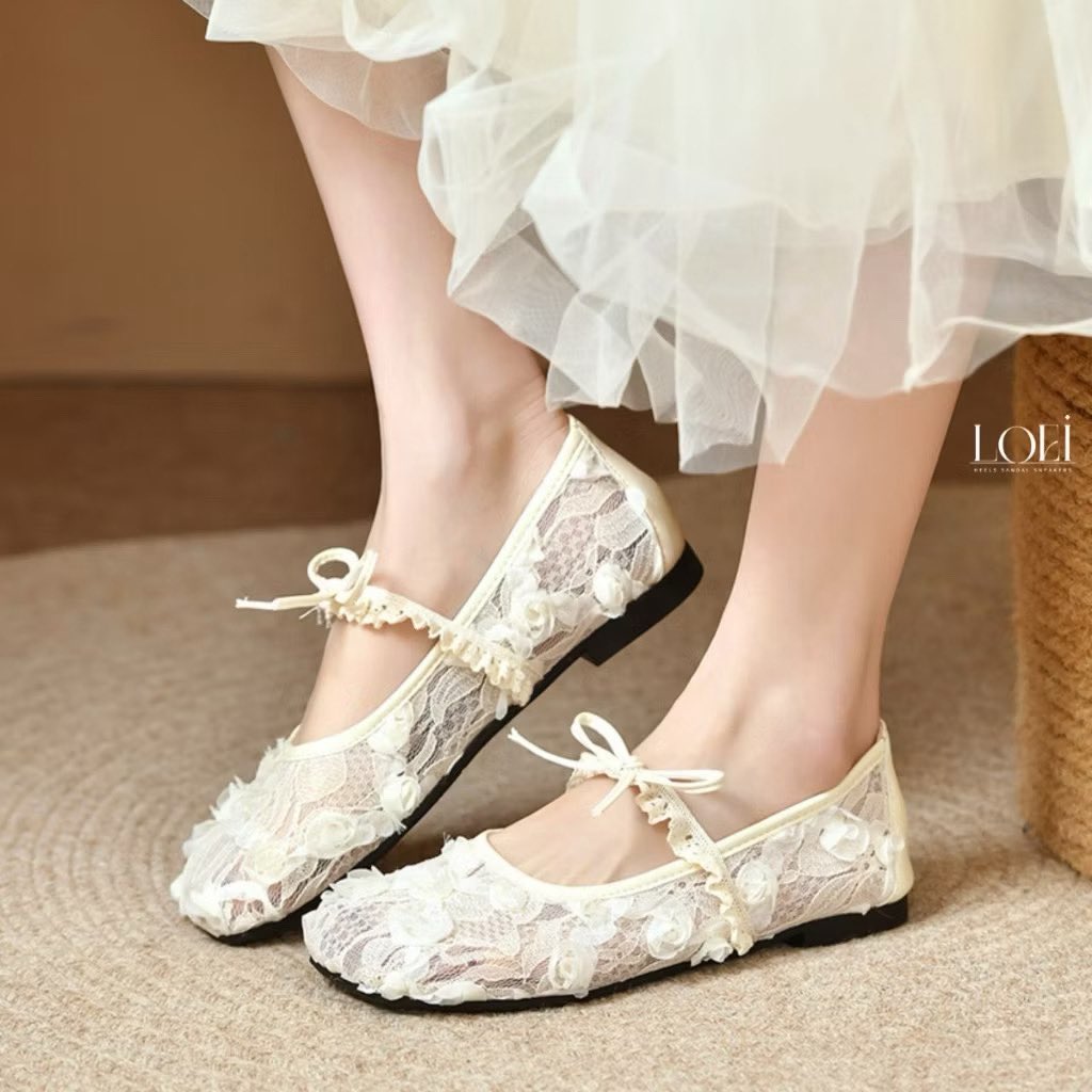 blesiv_iq's tweet photo. 🎀 dress + sepatu ini = langsung auto cute 🎀
detail lace sama pitanya bikin look jadi girly banget, dipakai jalan santai atau ngopi juga tetep gemes.

🌷 https://t.co/isNQGRtZjX
#staseratuttoepossibile #Israël #٢٠رمضان #shopeethr #sendal https://t.co/BpRvSAR9MN