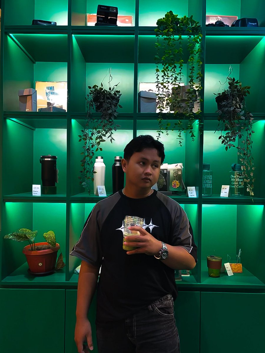 yourfavdopamine's tweet photo. feel blessed 👏🏻 https://t.co/fAwNdN7UNT