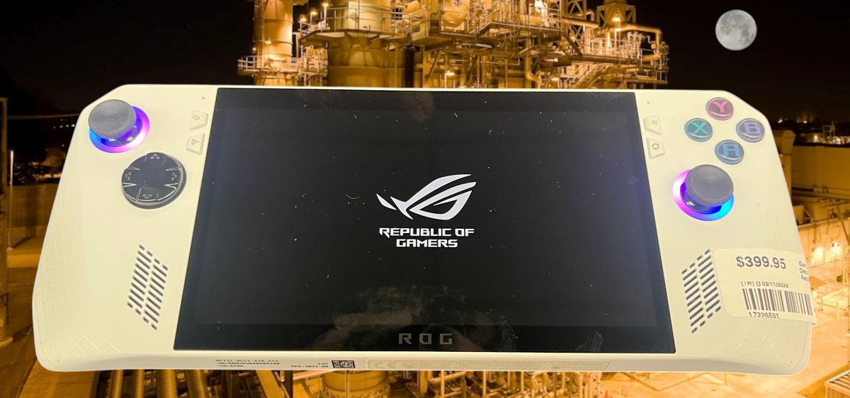 FirstStopSwap's tweet photo. Game on the go with the Asus ROG Ally!
Asus ROG Ally 512GB - $399.95 https://t.co/4JFV8zXlTq