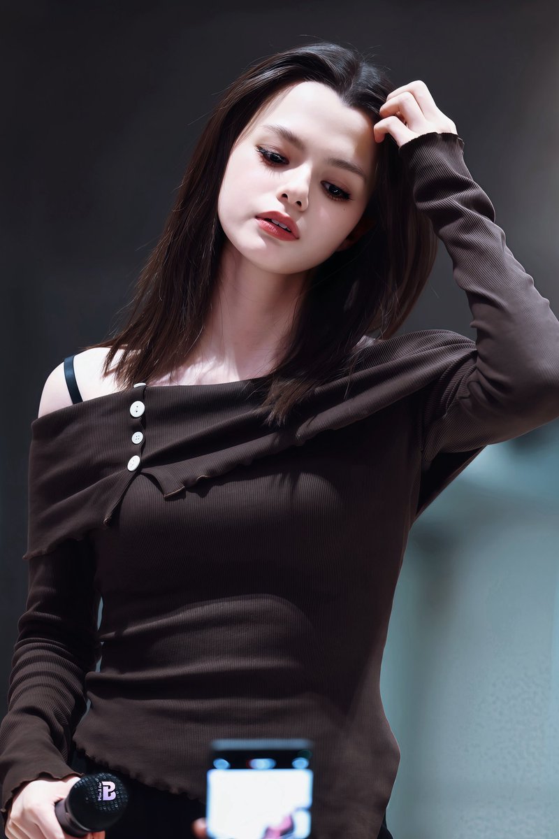 PlanAforBec's tweet photo. You're the night's love letter to light, Becky🫠

@AngelssBecky 

REBECCA X EFM FANDOM LIVE
#BeckyxFANDOMFANFIC
#EFMFANDOMLIVE 
#beckysangels https://t.co/XOgtvG7h0D