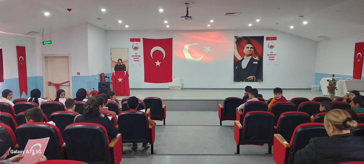 SehitOksuz's tweet photo. 📜 Tarih: 12 Mart 1921 
*İSTİKLÂL MARŞI'MIZIN KABULÜ*
Bundan tam 105 yıl önce bugün, vatanı için kalemini kılıçtan keskin kılan *Milli Şairimiz Mehmet Akif ERSOY*'un mısralarında hayat buldu, İSTİKLÂL MARŞI'MIZ...
#türkiyeyüzyılımaarifmodeli 
#12MartİstiklalMarşınınKabulü 🇹🇷 https://t.co/PkFWJvhm6m