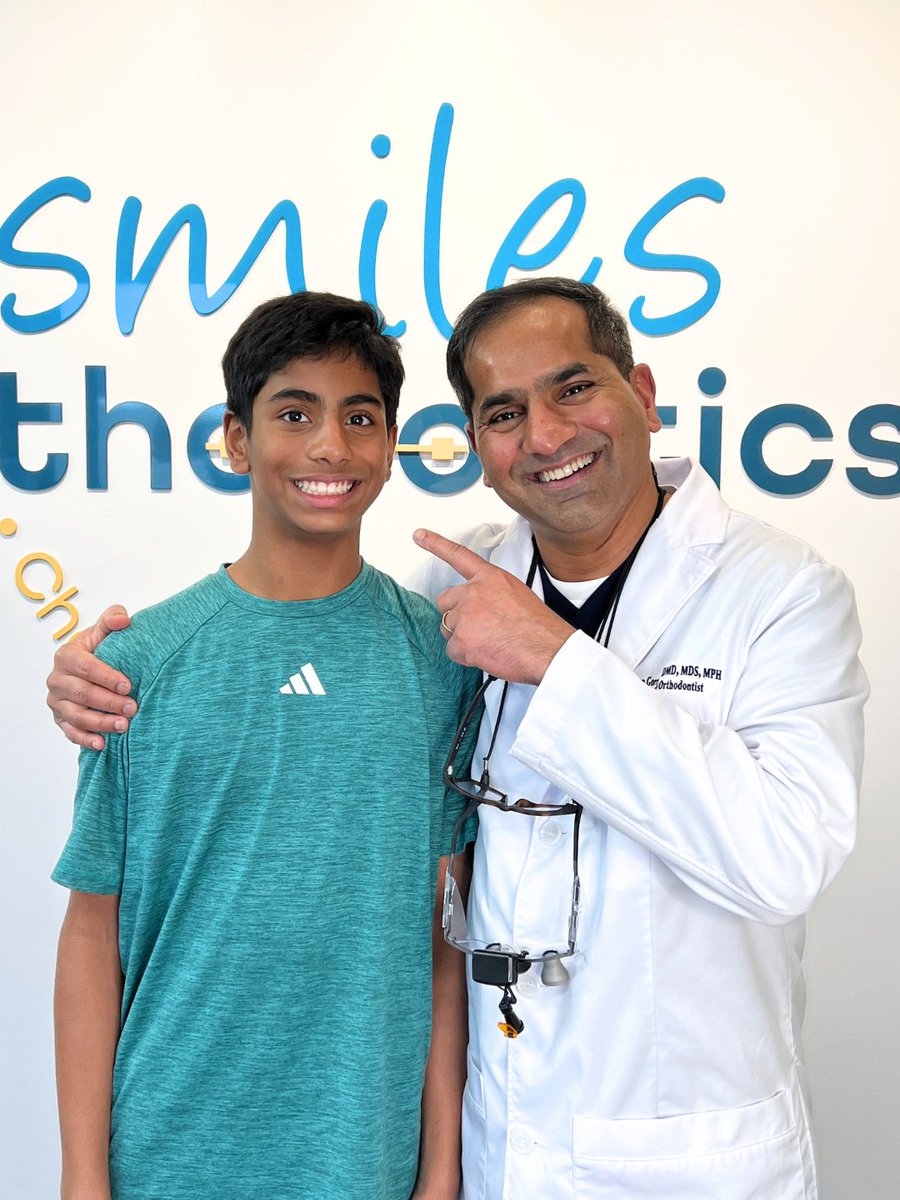 smilesortho's tweet image. We have a very special smile transformation—Dr. G’s son, Srihan! 🦷✨

His braces are off, and we’re so excited to celebrate this milestone and his amazing new smile. Such a special moment in the office! 💙

#BeforeAndAfter #SmileTransformation #Orthodontics #NewSmile