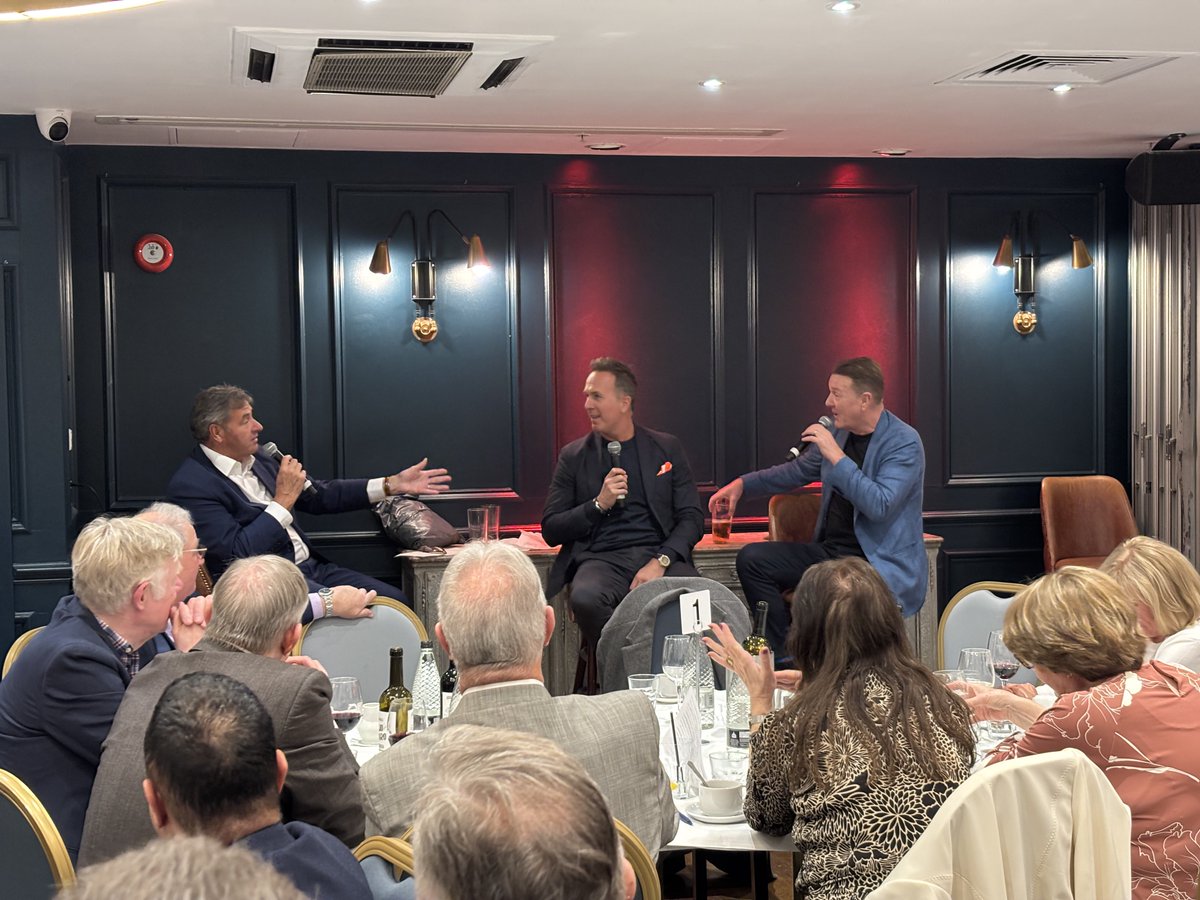 Under The Posts tweet media