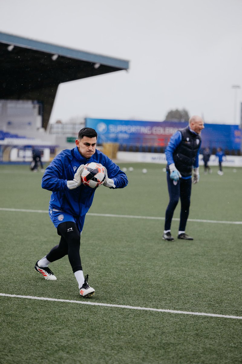 FredMoojen's tweet image. Our client and goalkeeper André 🇺🇸🇪🇸🇻🇪 is currently in Ireland 🇮🇪 training with first division club @colerainefc. 🔝

Another important step in his development as he continues to push toward the next level.

#MSV #MSVPro #Goalkeeper #Ireland #FootballPathway ⚽️