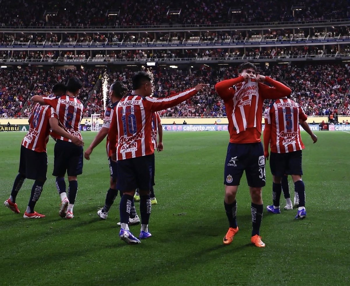 🚨GIVEAWAY 🚨

¡GANA UN PASE DOBLE PARA EL <a href="/Chivas/">CHIVAS</a> vs #Santos     
 
1. Sigue a <a href="/calientesports/">Caliente Sports</a> y a mí
2. Dale 🔁 y ❤️
3. Comenta este tuit con una foto tuya en el estadio y usa el ht #MásAcciónMásDiversión 🔥

¡Se rifarán DOS pases dobles!📲