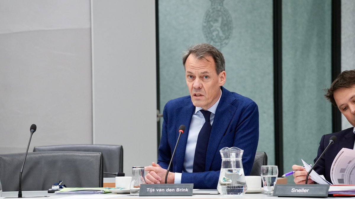 Tijs van den Brink tweet media