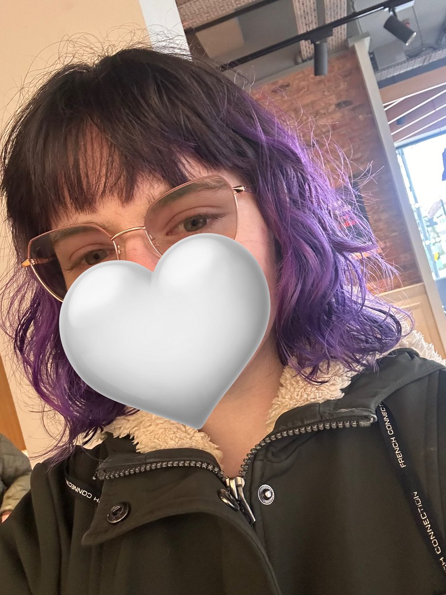 aAhhhhhh purple hair!!