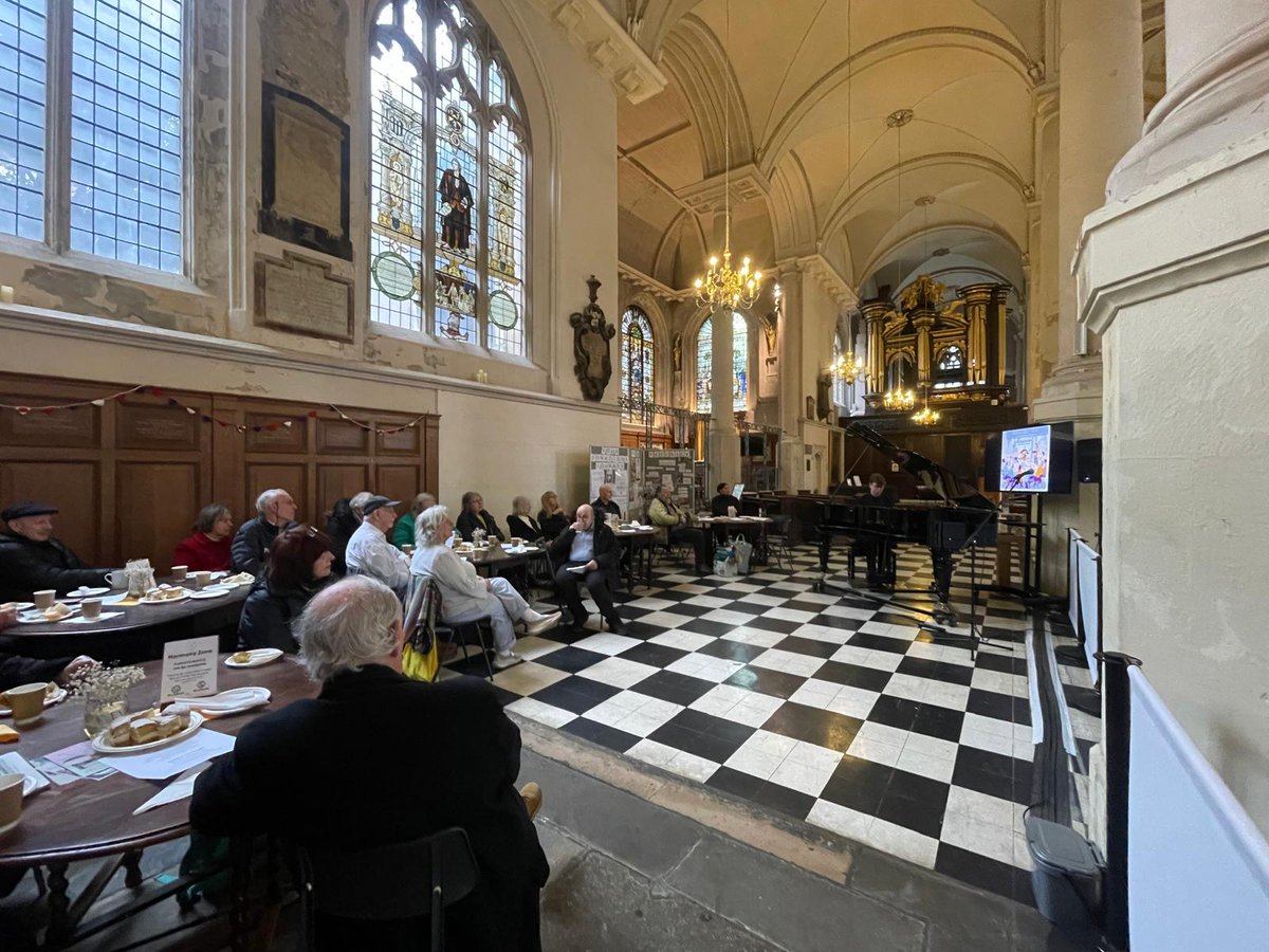 Holy Sepulchre London tweet media