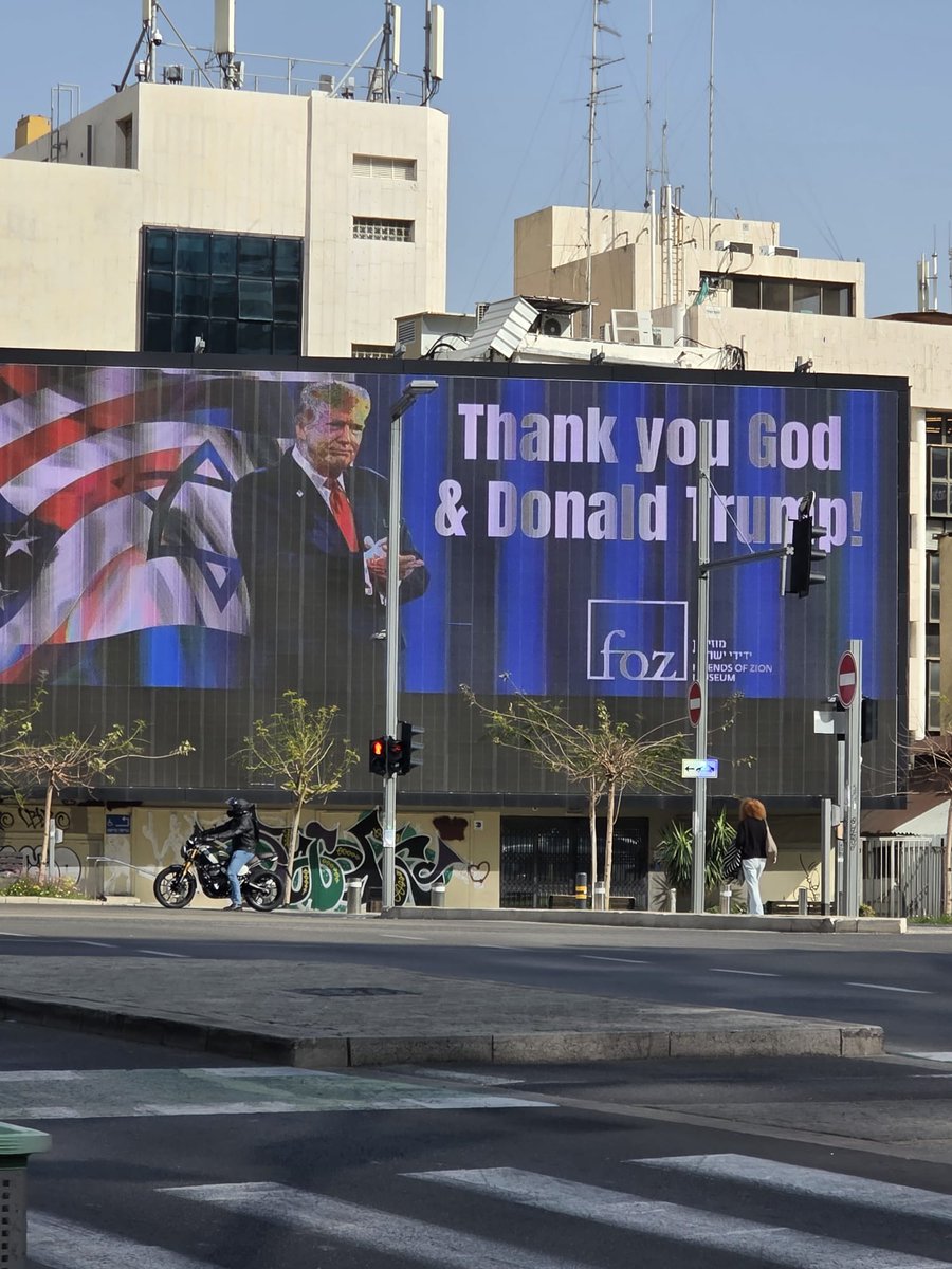 FOZ Museum tweet media