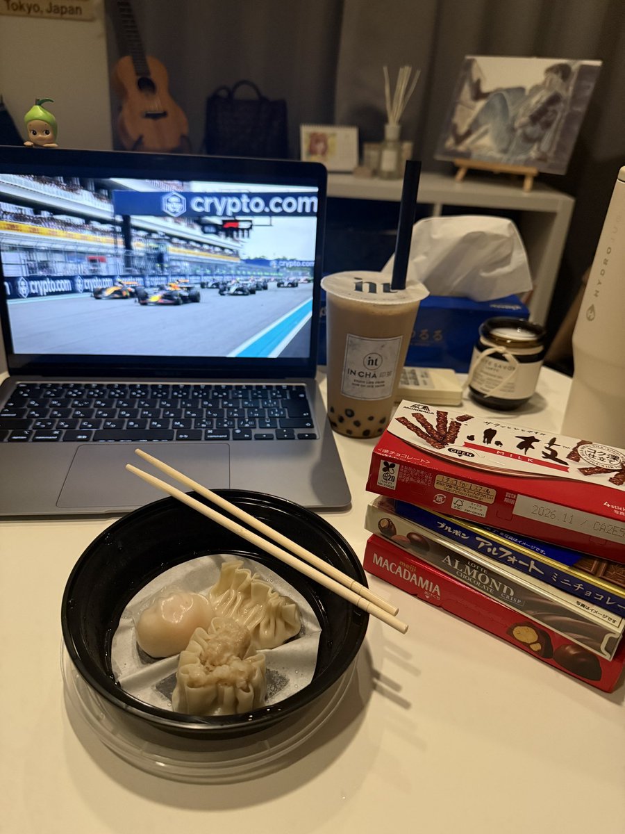 askachang_'s tweet photo. the art of surviving a period https://t.co/jsTAESdEHV