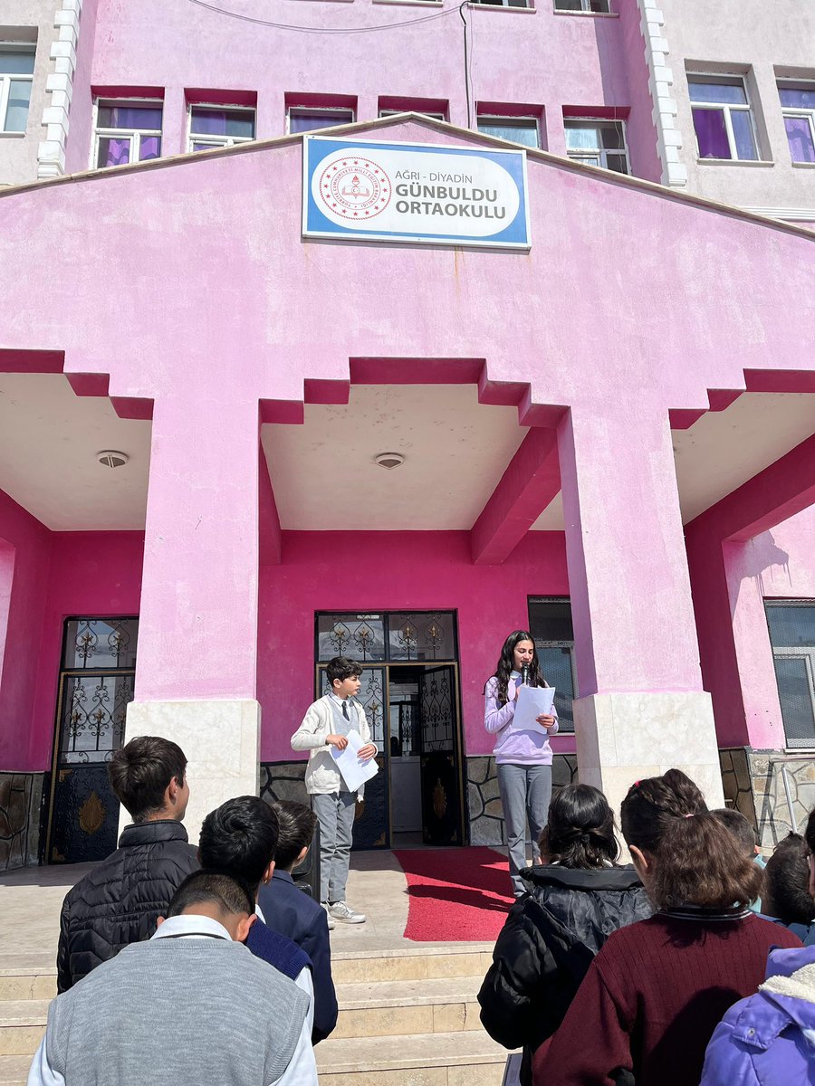 GunbulduO's tweet photo. Bağımsızlığımızın sembolü olan İstiklal Marşı’mızın kabulünün 105. yıl dönümünü kutlamanın gururunu yaşıyoruz.Milli Şairimiz Mehmet Akif Ersoy’un dediği gibi Allah bu millete bir daha İstiklal Marşı yazdırmasın
@tcmeb 
@frknkrksz 
@agrimem 
@hasan_kokrek 
@diyadinmem 
@remzi0479 https://t.co/GC93tyr8rw