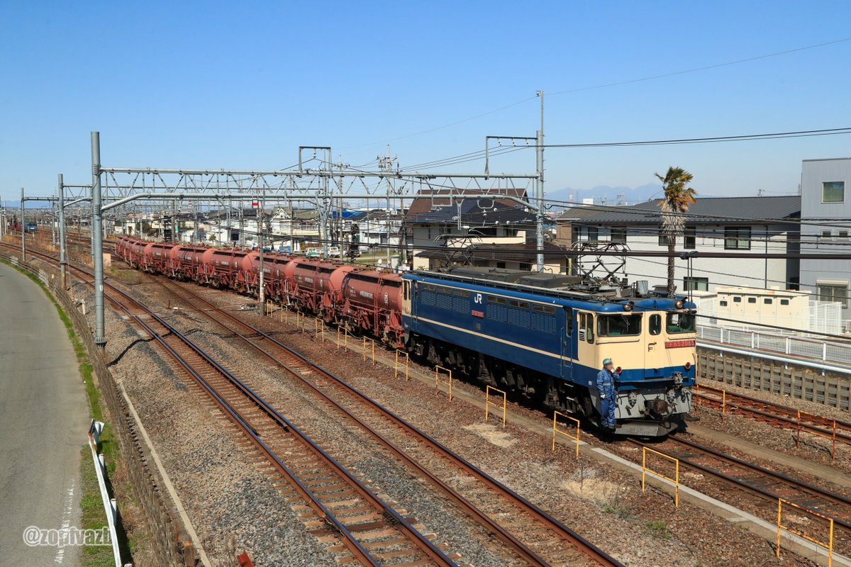 zopfvazb's tweet photo. 2026/03/12
①　8764　EF65-2085+タキ15
②　8764　EF210-109+タキ15 https://t.co/a7nfQijd3O